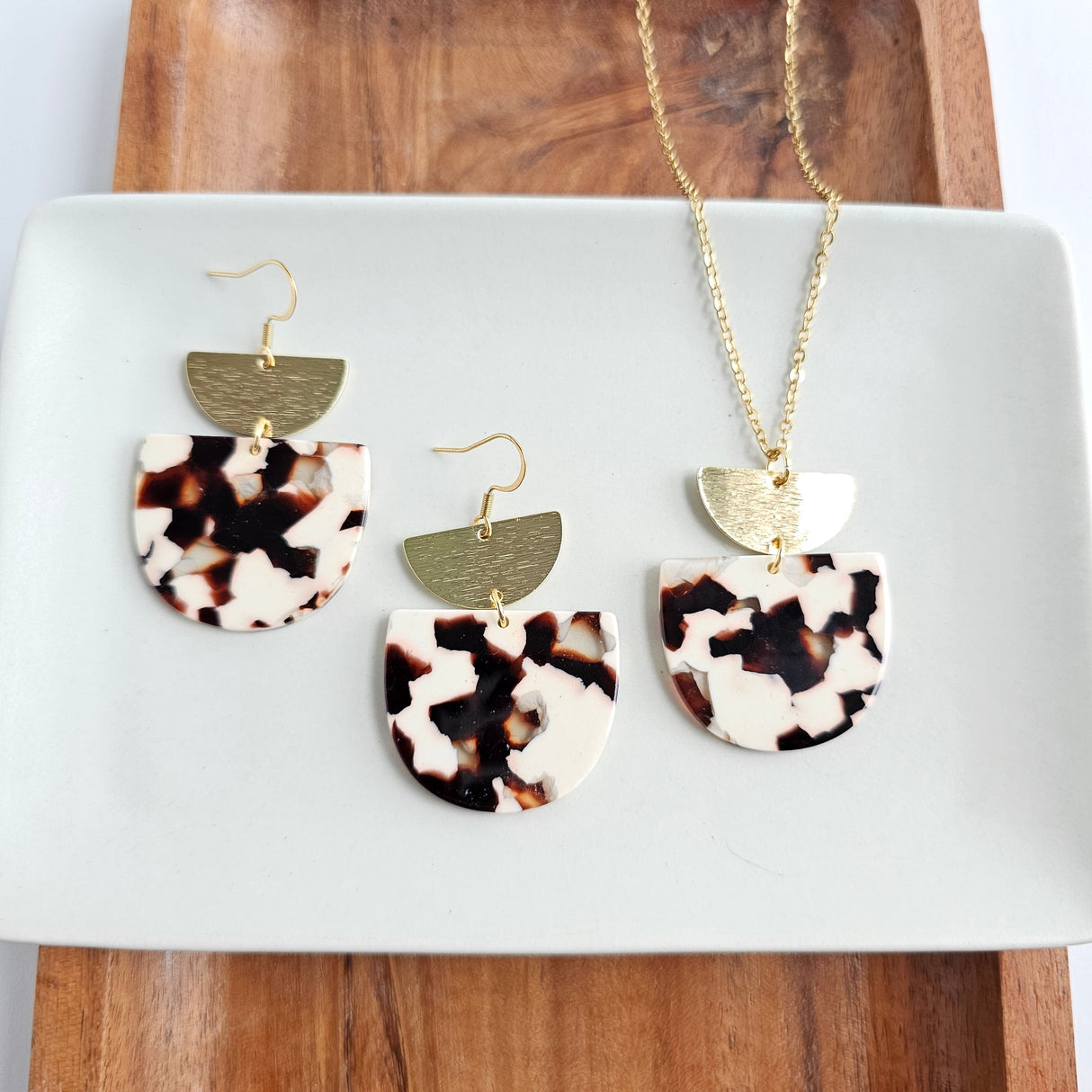 Harper Necklace - Cowhide by Spiffy & Splendid