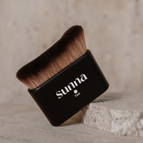 NEW! Contour Brush by Sunna