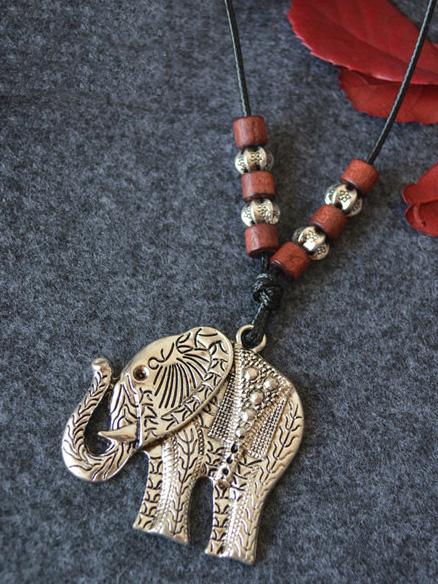 Sliver Elephant Pendant Necklace by migunica