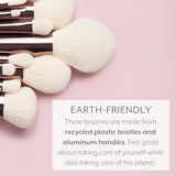 Sustainable Luxury Powder/Bronzer Brush by jennypatinkin