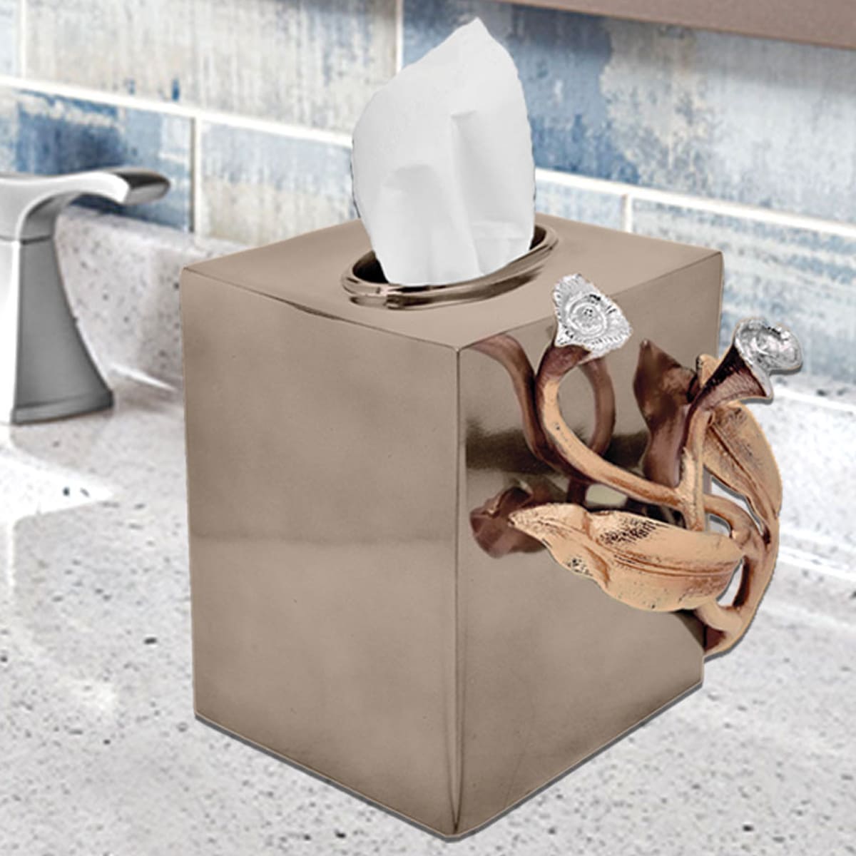 The Calla Lily Collection - Tissue Box Cover by Decozen