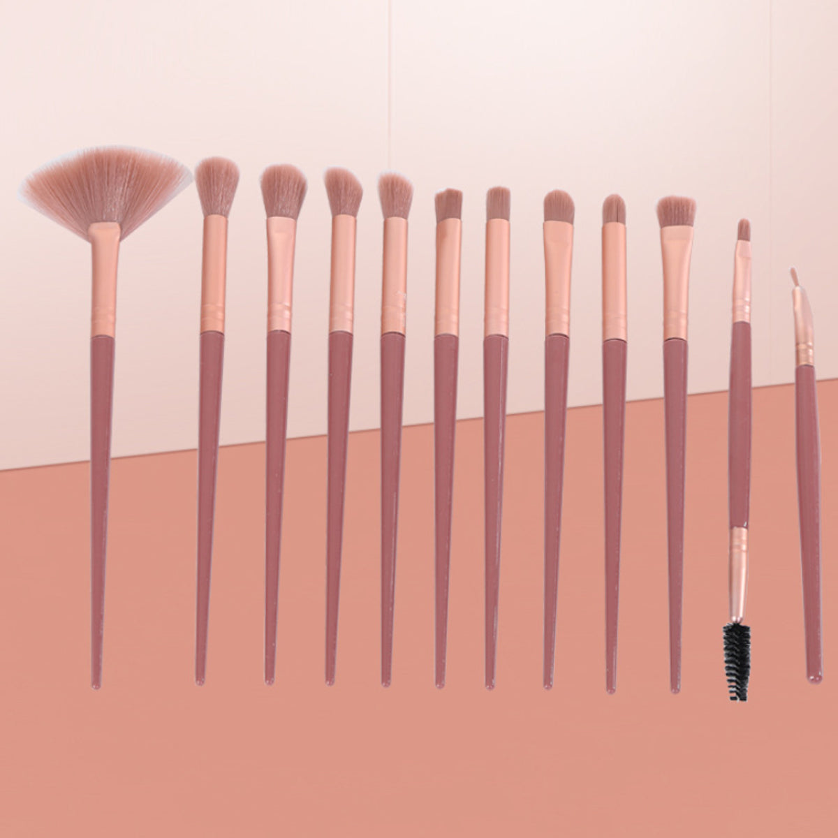 Studio Style 12 in 1 MakeUp Brush by VistaShops