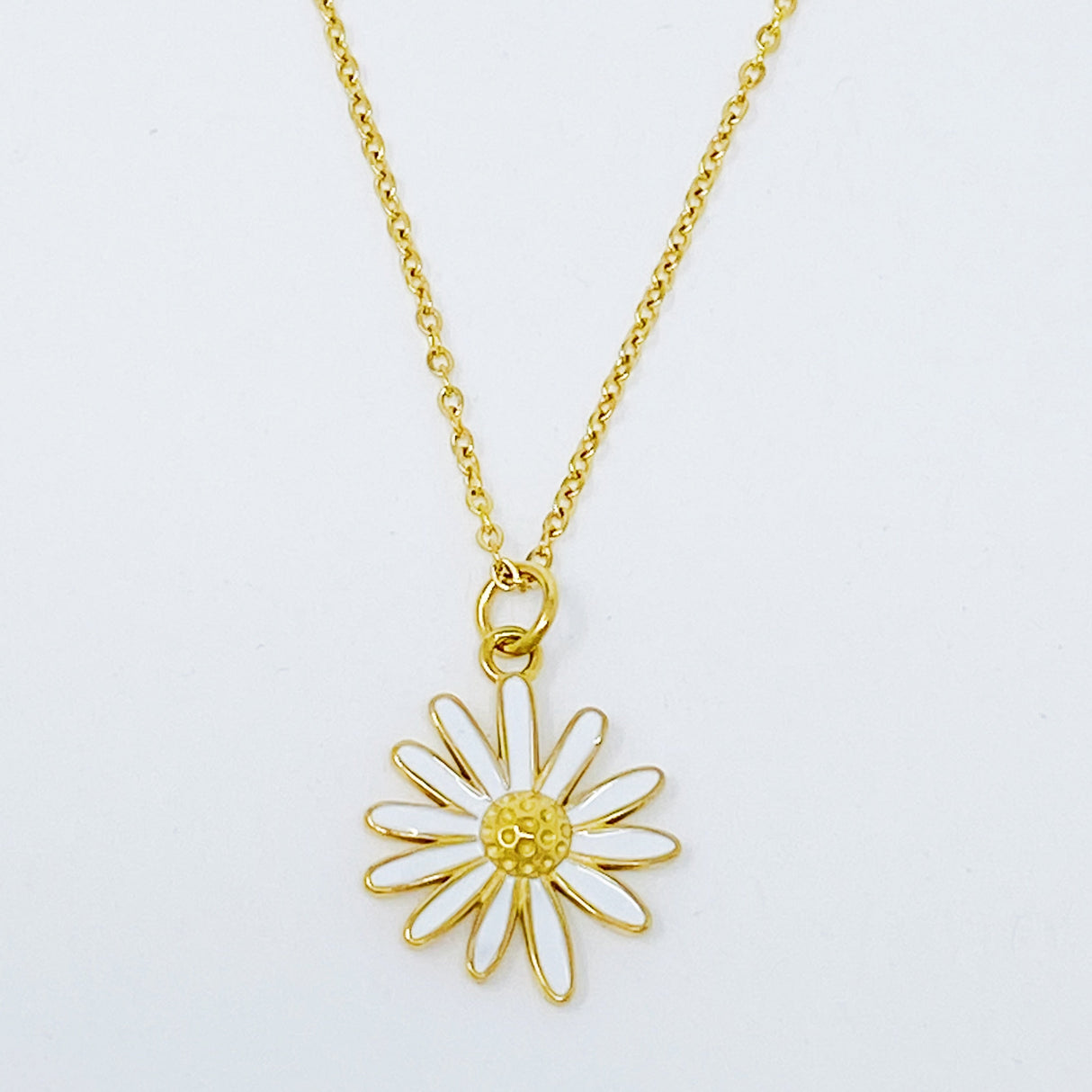 Sweet Daisy Necklace by Ellisonyoung.com