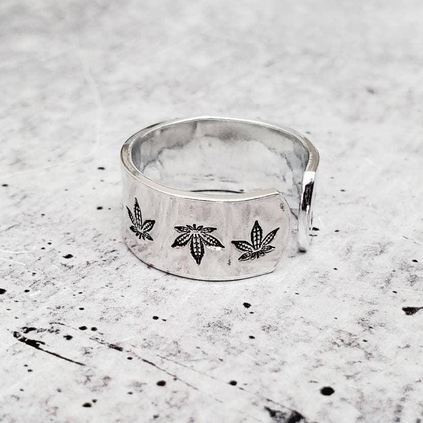 Hemp Leaf Silver Ring by Salt and Sparkle