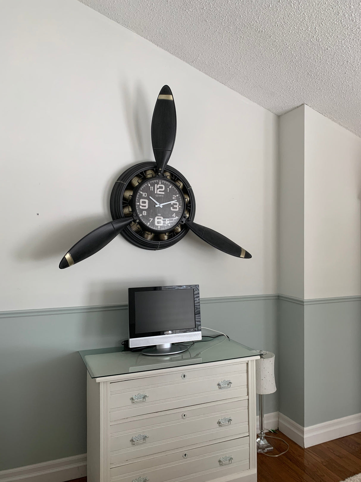 Metal Airplane Propeller Wall Décor clock by Peterson Housewares & Artwares