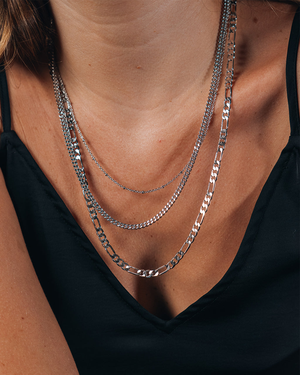 Simple Layered Chains by Sterling Forever