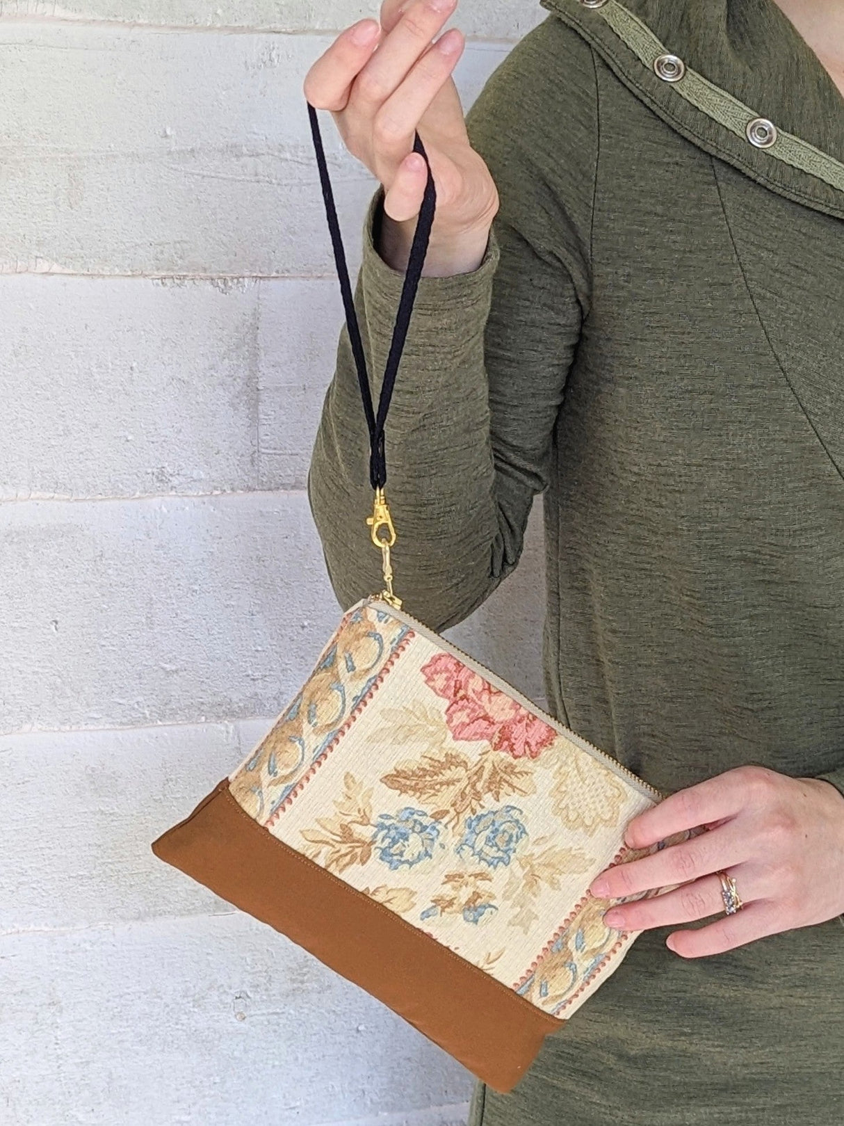 Antique Roses Purse by Ash & Rose