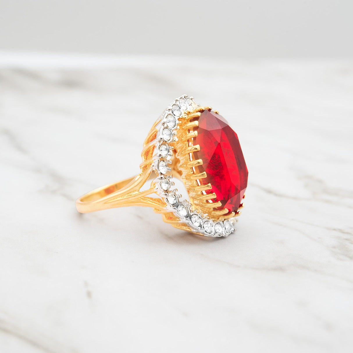 Vintage Women's Statement Crystal Cocktail Ring 18k Gold Electroplated by PVD Vintage Jewelry