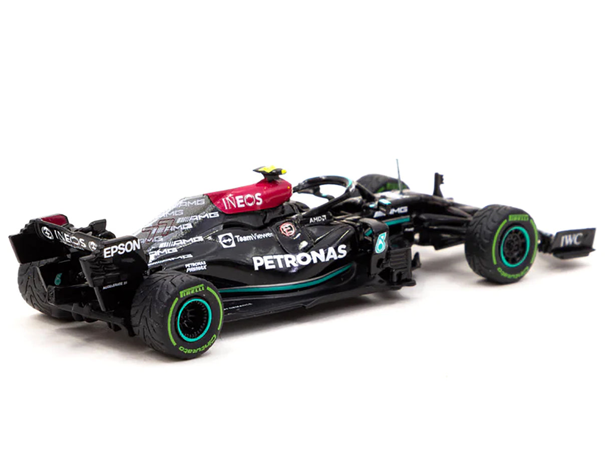 Mercedes-AMG F1 W12 E Performance #77 Valtteri Bottas Winner Formula One F1 Turkish GP (2021) with Number Board "Global64" Series 1/64 Diecast Model Car by Tarmac Works