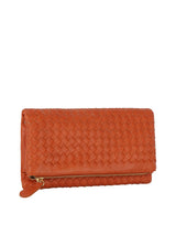 Woven front flap clutch by hfstylish