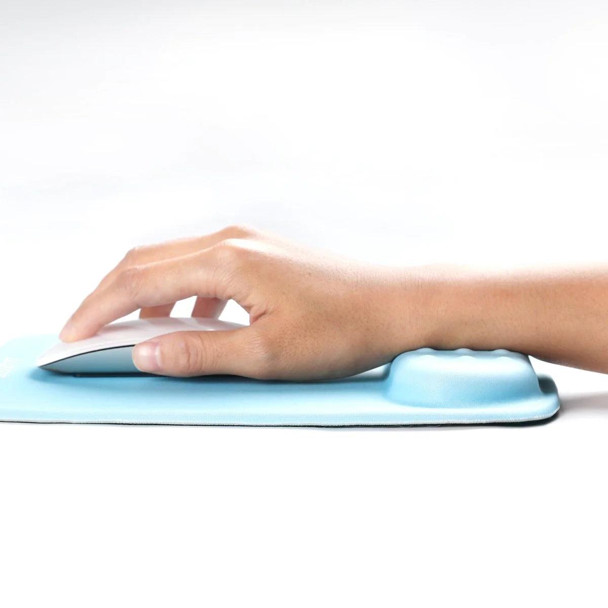 Cloud-Like Comfort Mouse Pad with Wrist Support - Vysn