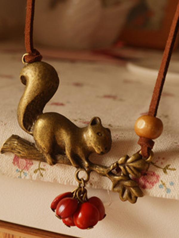 Vintage Squirrel Red Beans Necklace by migunica