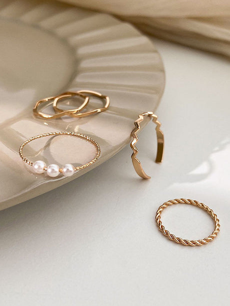 Simple Casual Chic Geometric Rings by migunica