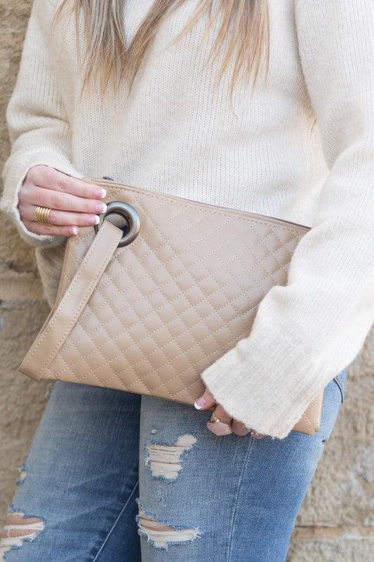 Quilted Wristlet Clutch - Vysn