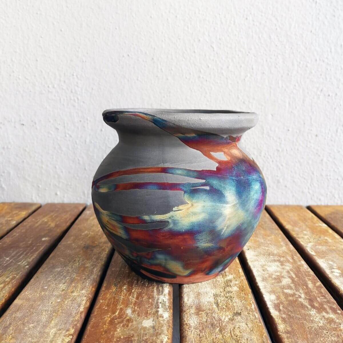 RAAQUU HOFU raku pottery vase by RAAQUU