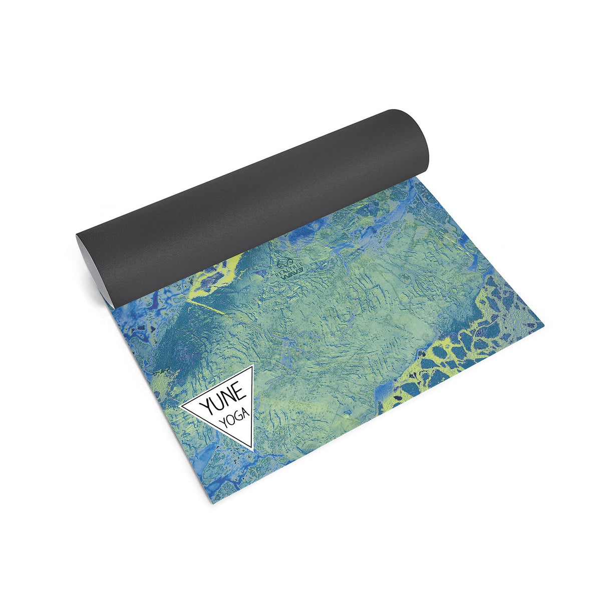 Ascend Yoga Mat Realtree Wav3 Pattern Mat by Yune Yoga