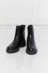 MMShoes What It Takes Lug Sole Chelsea Boots in Black