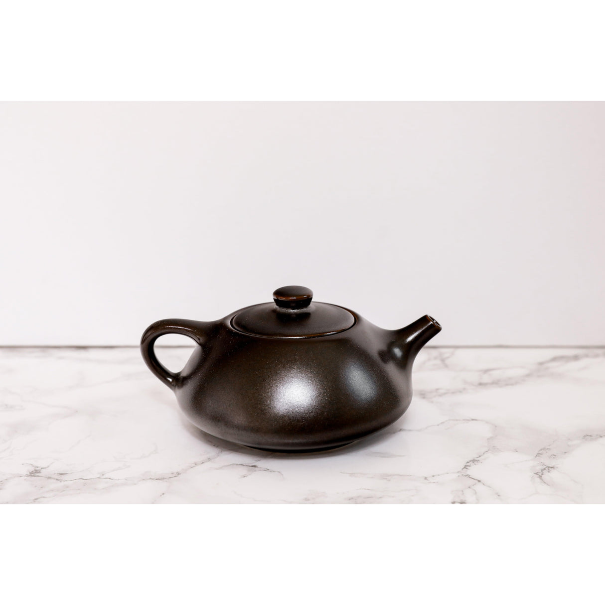 Kona Sauce/Tea Pot by Tuxton Home - Vysn