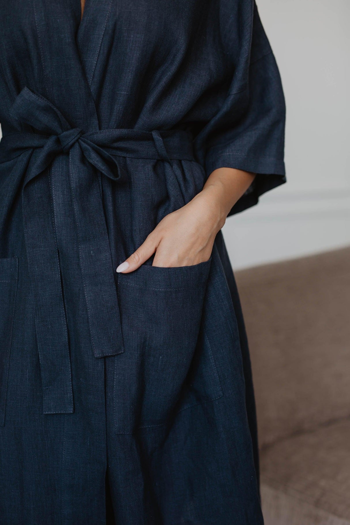 Linen bathrobe Midnight by AmourLinen - Vysn