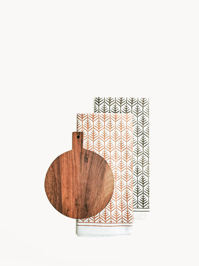 Wooden Round Serving Board Gift Set by KORISSA - Vysn